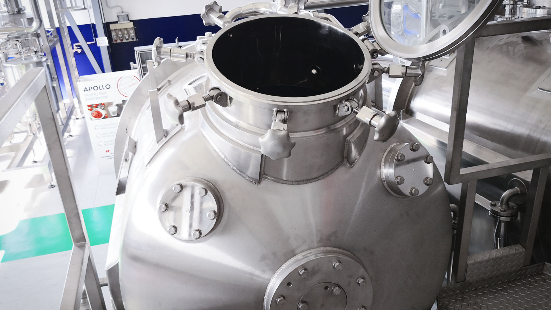 Saturno Mixing Tank