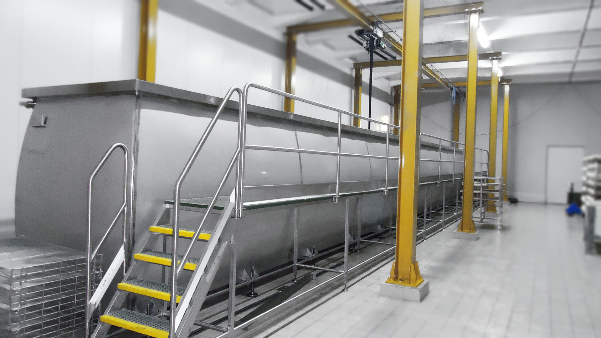 SALINE VATS