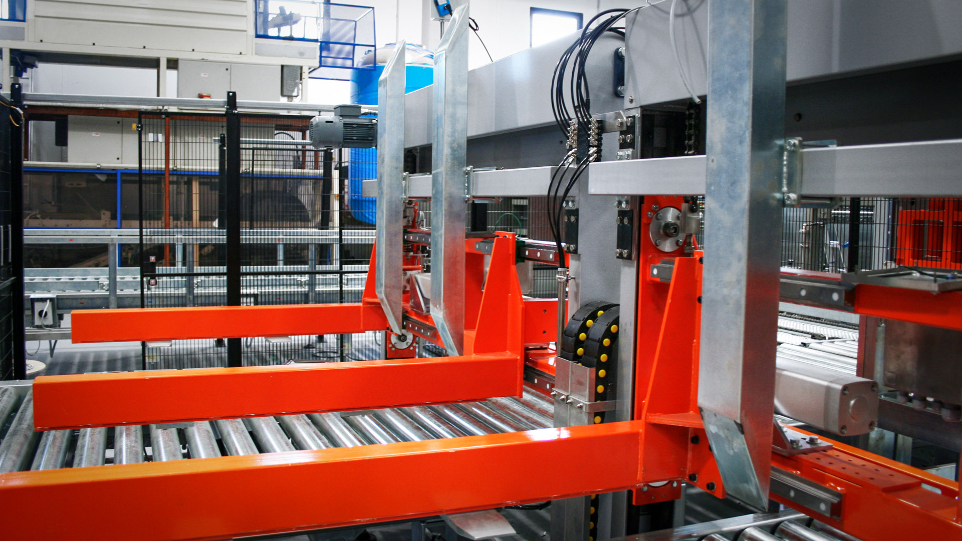 PALLET WAREHOUSING SOLUTIONS