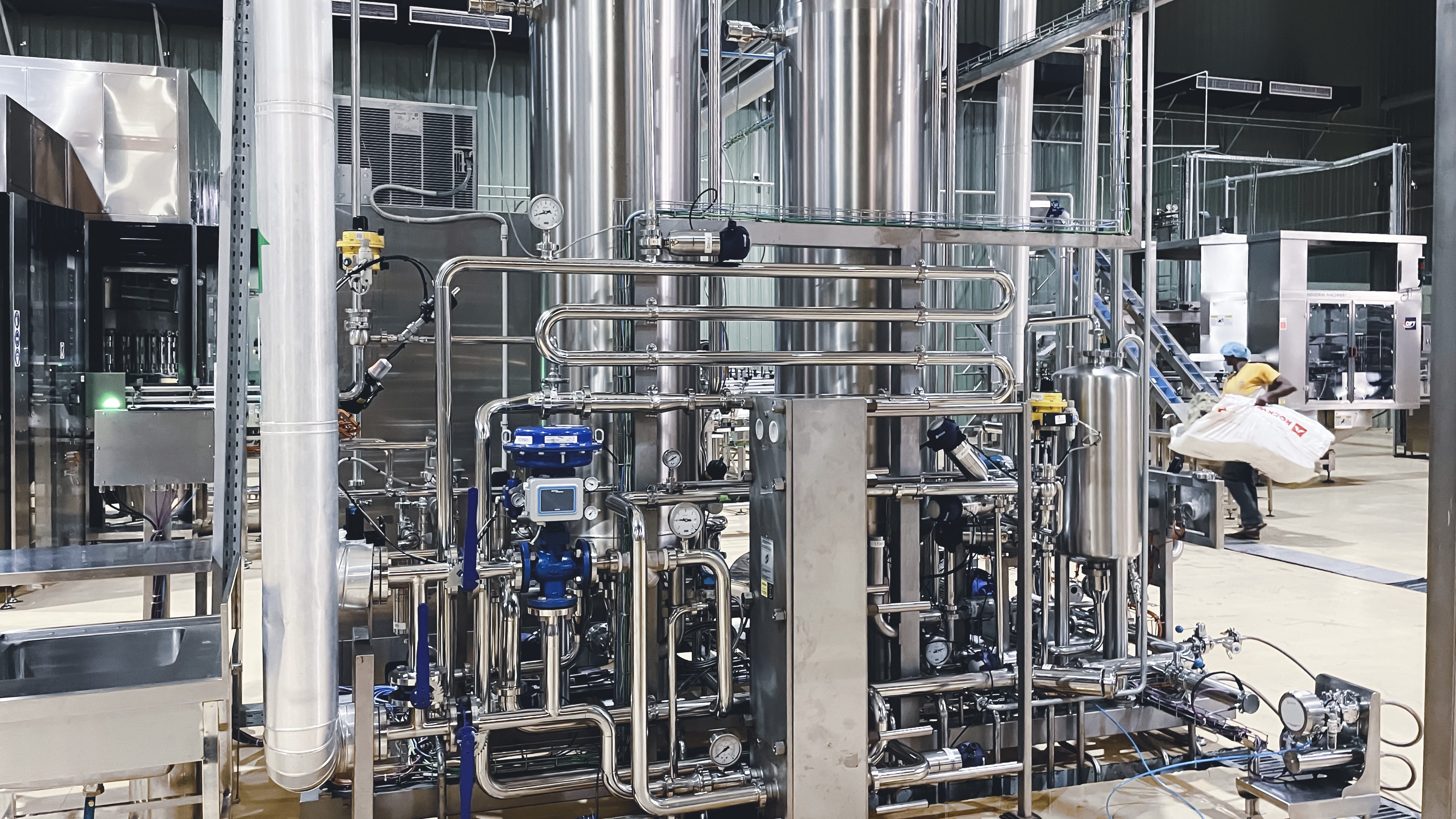 Premix system for carbonated soft drinks preparation